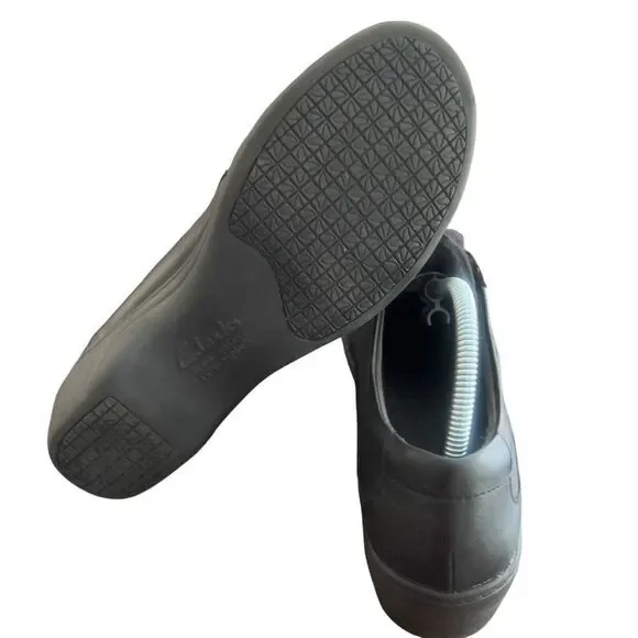 Clarks Collections Shoes Womens 7 M Low Sneakers Black Leather Wedge - Picture 5 of 6